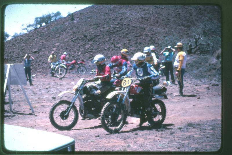 mk2001981115001.jpg