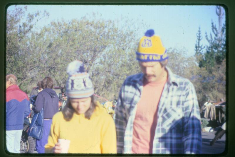 mk2001981122.jpg