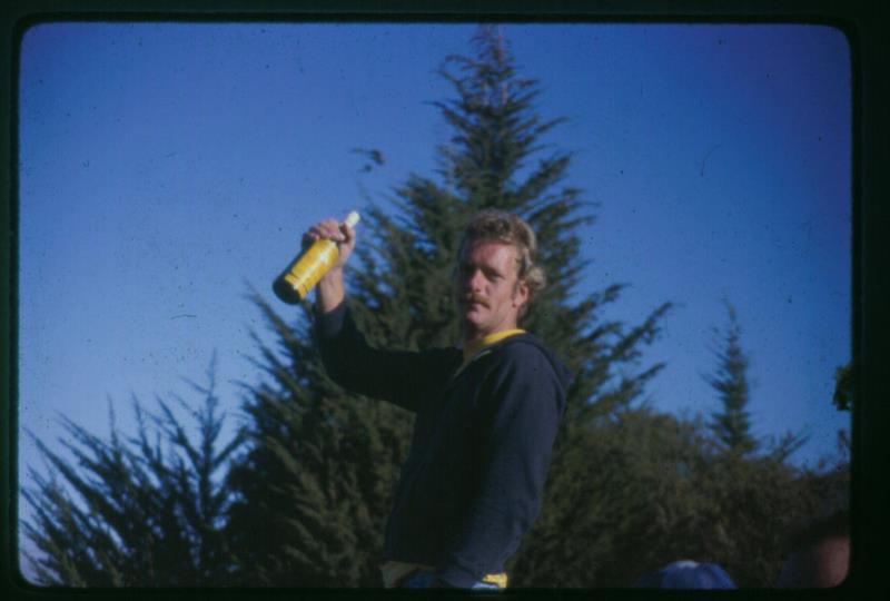 mk2001981123.jpg