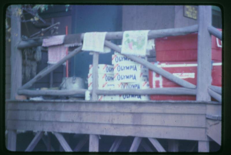 mk2001981126.jpg