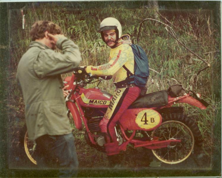 mk2001981130.jpg