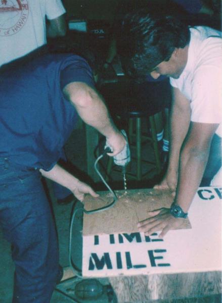 mk2001990004.jpg